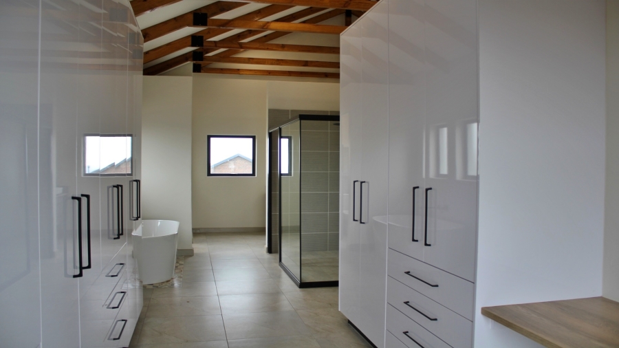 3 Bedroom Property for Sale in Helderzicht Eco Estate North West